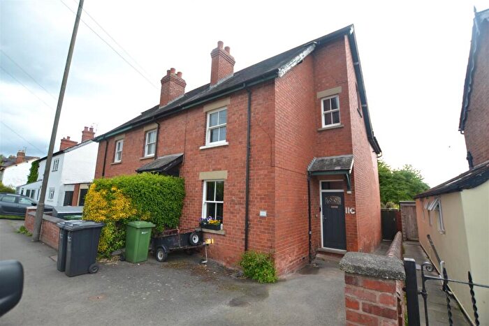 3 Bedroom Town House For Sale In Hereford Road, Leominster, HR6