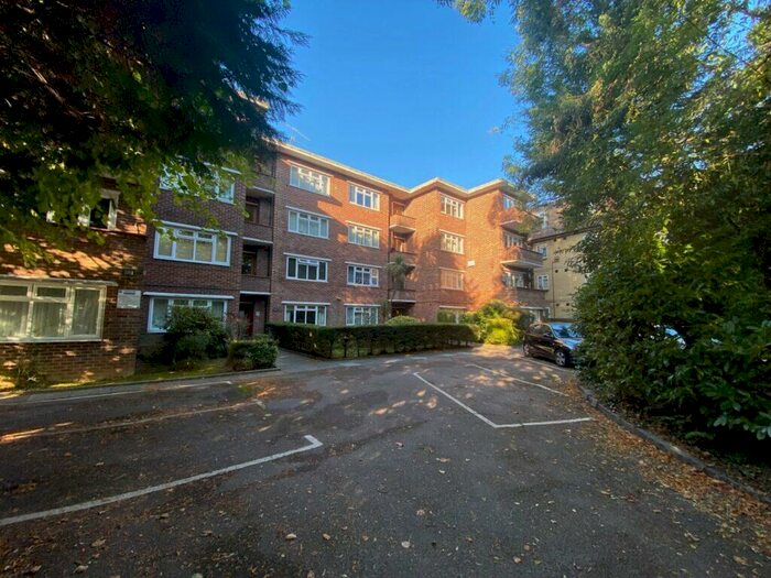 1 Bedroom Flat To Rent In Hulse Lodge, Hulse Road, Southampton, SO15