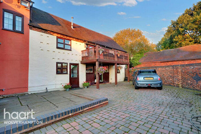 2 Bedroom Barn Conversion To Rent In Watling Street, Stafford, ST19