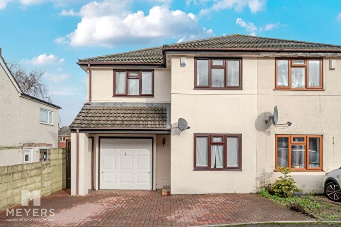3 Bedroom Semi Detached House For Sale In Glencoe Road, Parkstone, Poole, BH12