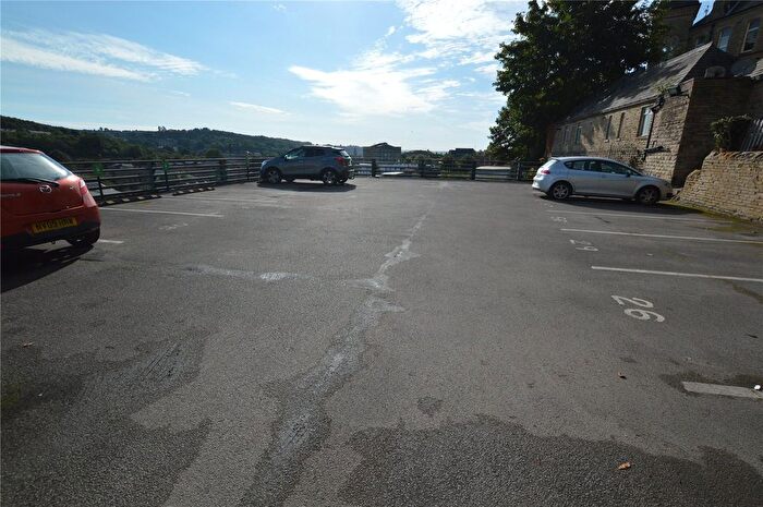 1 Bedroom Flat For Sale In Boothroyds House, Carlton Road, Dewsbury, West Yorkshire, WF13