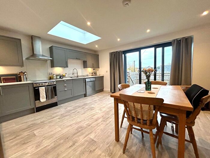 3 Bedroom End Of Terrace House To Rent In St Loyes Road, Heavitree, Exeter, EX2