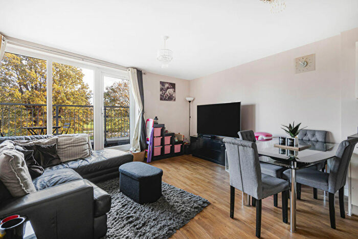 2 Bedroom Apartment For Sale In Whitestone Way, Croydon, CR0