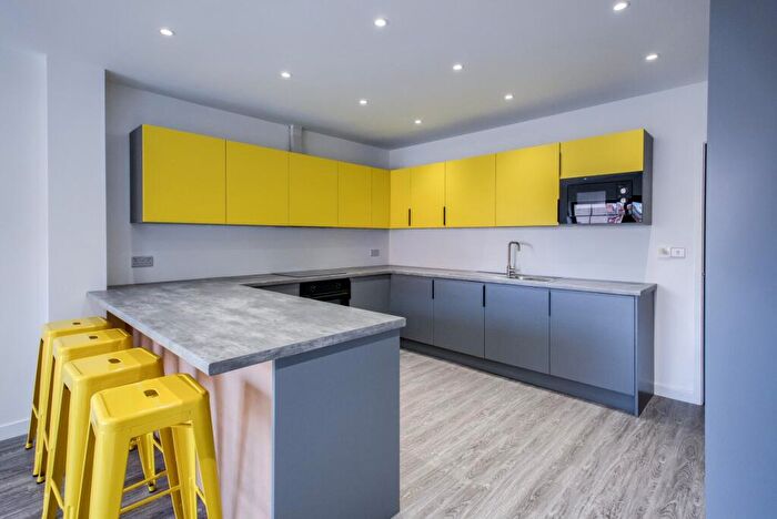 5 Bedroom Terraced House To Rent In Broomfield Road, Coventry, CV5