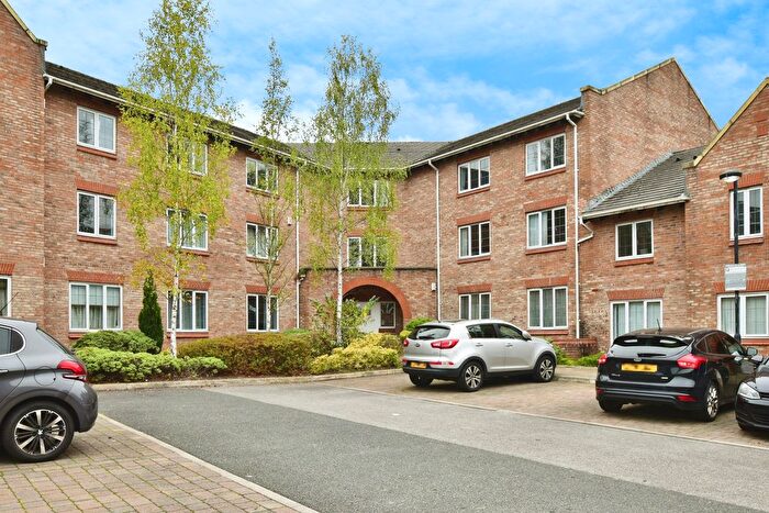 2 Bedroom Flat For Sale In Great Oak Drive, Altrincham, WA15