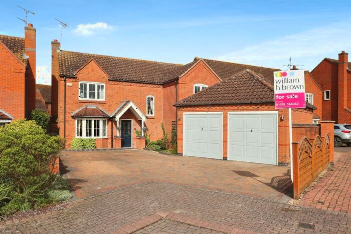 5 Bedroom Detached House For Sale In Beacon View, Bottesford, Nottingham, NG13