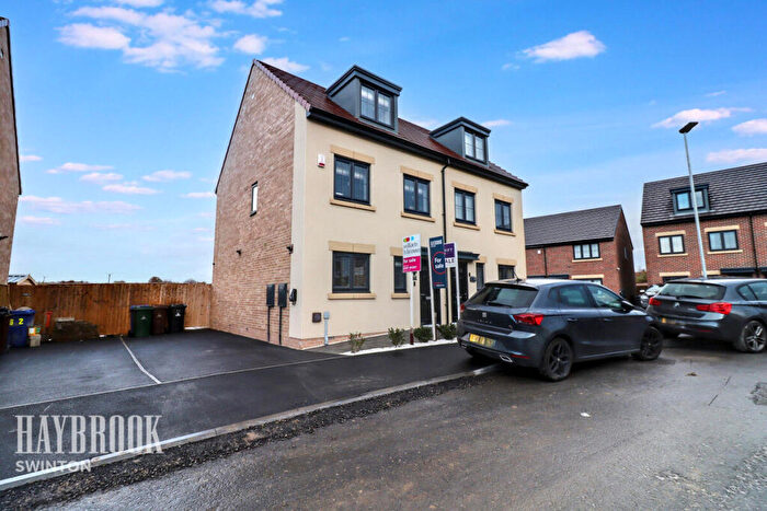 3 Bedroom Semi-Detached House For Sale In Bluebell Way, Rotherham, S63