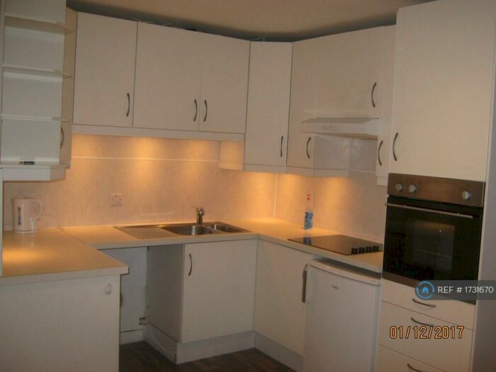 1 Bedroom Flat To Rent In Cathedral Court, Elgin, IV30