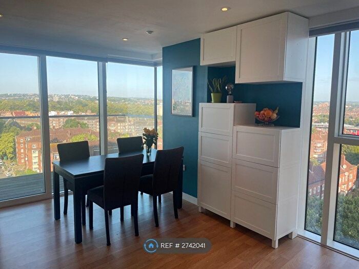 2 Bedroom Flat To Rent In Residence Tower, London, N4