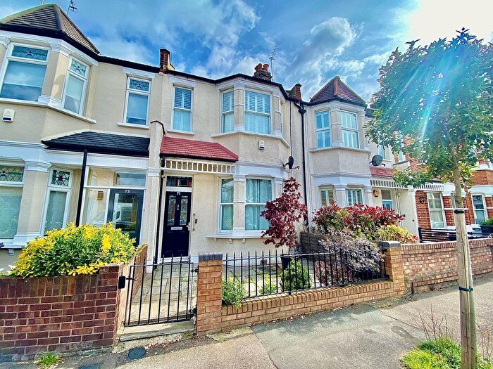4 Bedroom Property To Rent In Gordon Road, London, E11