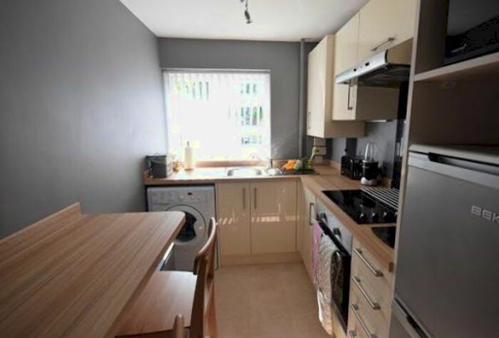 1 Bedroom Flat To Rent In Ingaway, Basildon, SS16