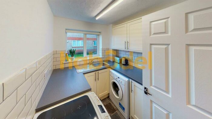 1 Bedroom Flat To Rent In Love Road, Lowestoft, NR32