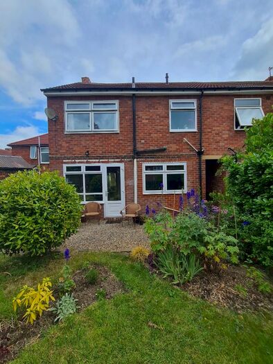 3 Bedroom Semi-Detached House To Rent In Princes Avenue, Newcastle Upon Tyne, NE3