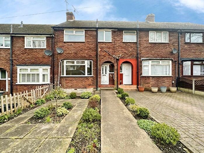 3 Bedroom Terraced House To Rent In Crawley Green Road, Crawley Green, Luton, LU2