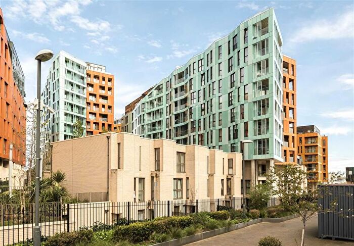 1 Bedroom Flat To Rent In Cable Walk, London, SE10