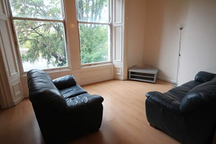 3 Bedroom Flat To Rent In Osborne Terrace, Newcastle Upon Tyne, NE2