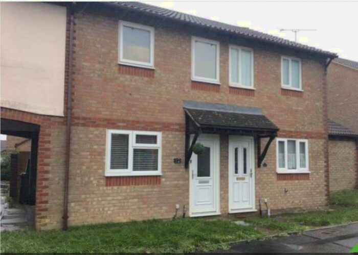 2 Bedroom Terraced House To Rent In Sywell Crescent, PO3