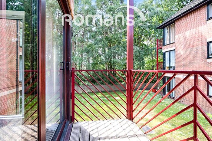 1 Bedroom Apartment For Sale In Mulberry Court, Wayland Close, Bracknell, RG12