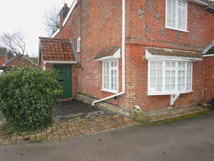 3 Bedroom House To Rent In New Street, Market Lavington, Devizes, SN10
