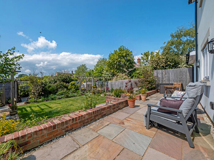 4 Bedroom Detached House For Sale In Owermoigne, Dorset, DT2