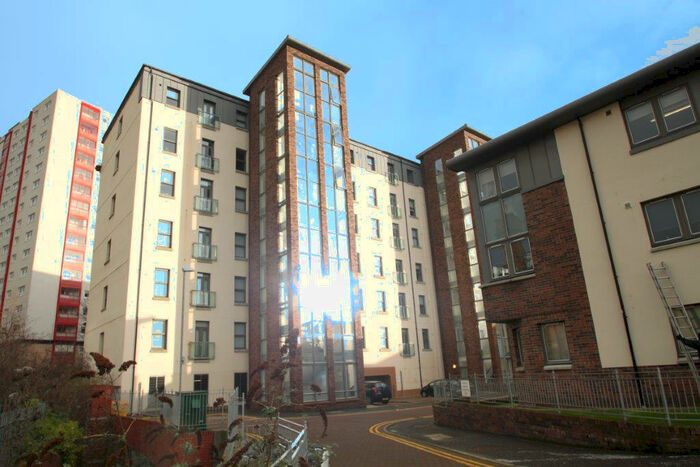 2 Bedroom Flat To Rent In Duke Wynd, Dennistoun, Glasgow, G4