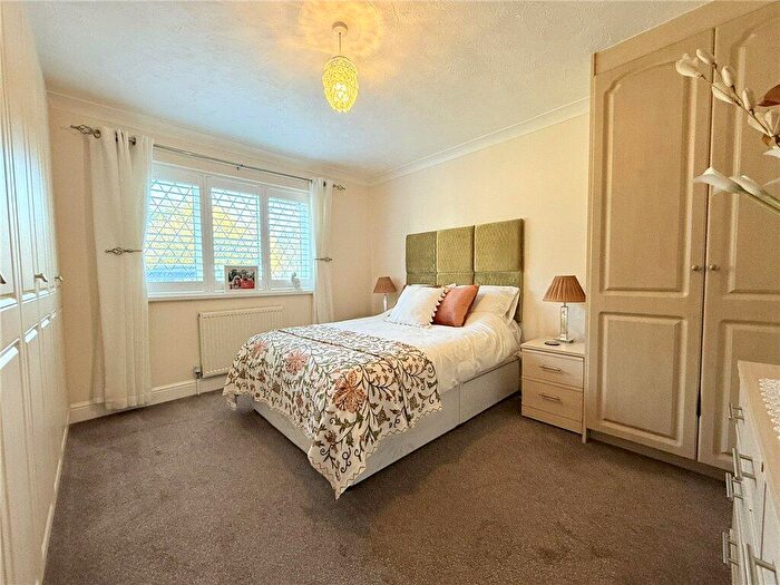 3 Bedroom Bungalow For Sale In Jaywick Lane, Clacton-on-Sea, Essex, CO15
