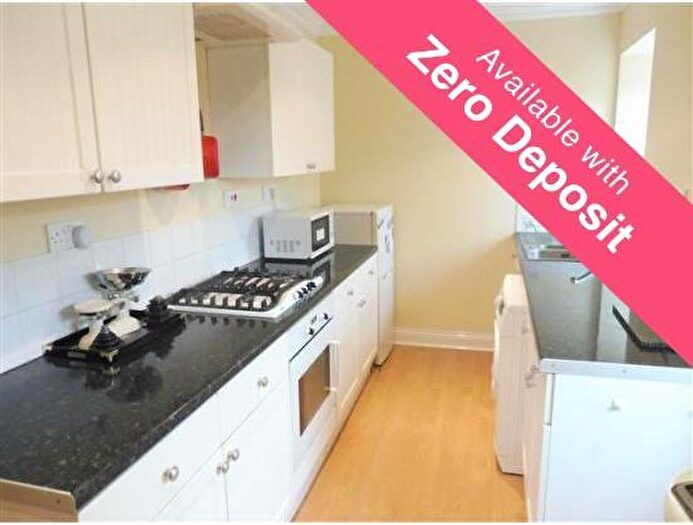 2 Bedroom Apartment To Rent In Washington Road, Portsmouth, PO2
