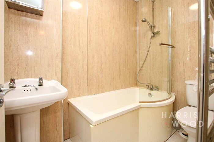 1 Bedroom Semi-Detached House To Rent In St. Andrews Avenue, Colchester, Essex, CO4