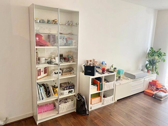 1 Bedroom Flat To Rent In Queenstown Road, London, SW11