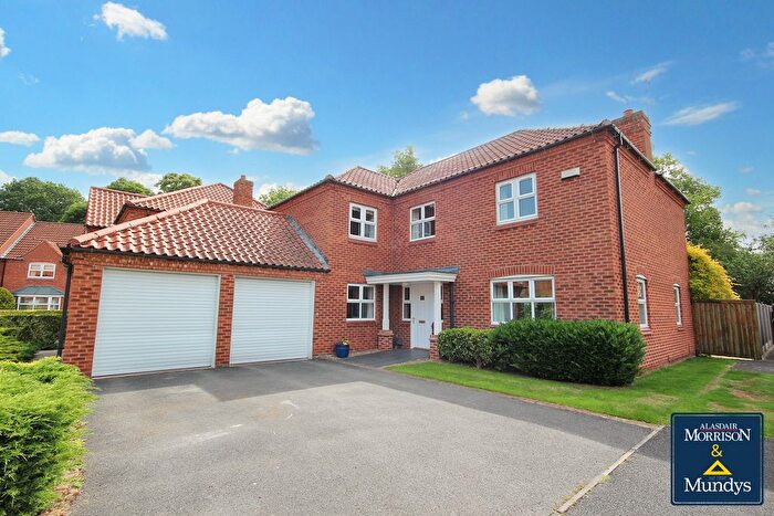 5 Bedroom Detached House For Sale In Gilmores Lane, Fernwood, Newark, NG24
