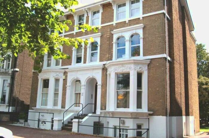 1 Bedroom Apartment To Rent In Shooters Hill Road, Blackheath, SE3