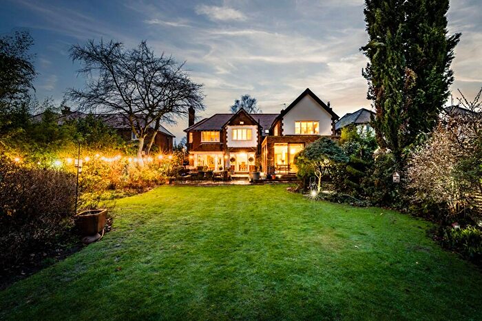 4 Bedroom Detached House For Sale In Deneway, Bramhall, SK7