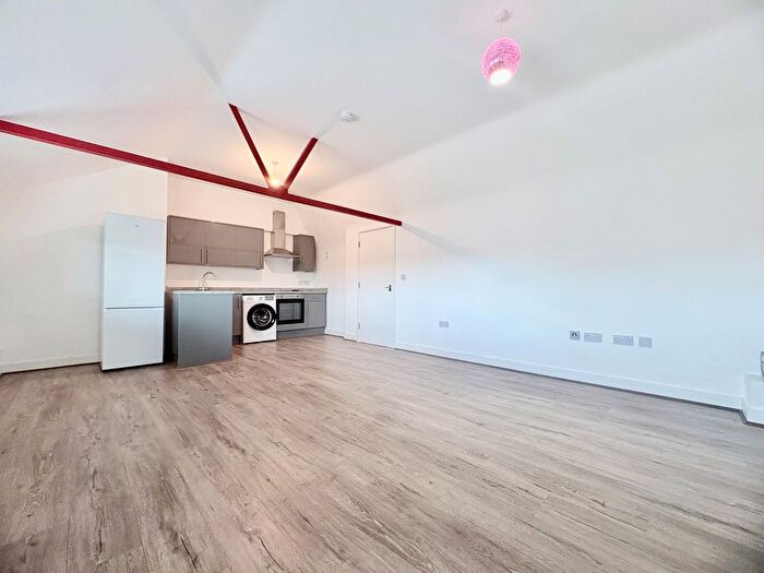 2 Bedroom Flat To Rent In Crane Mead, Ware, SG12