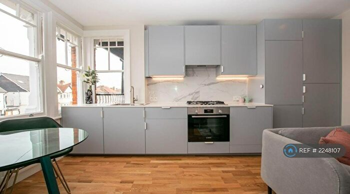 2 Bedroom Flat To Rent In Marlborough Hill, Harrow, HA1