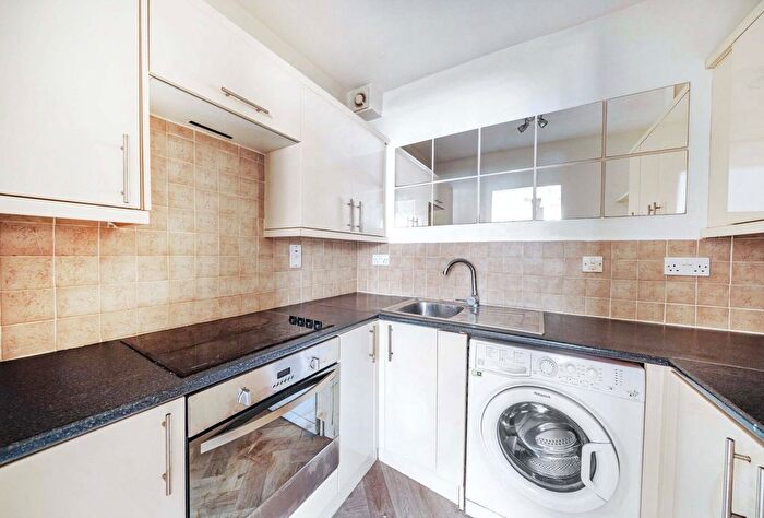 1 Bedroom Flat To Rent In Flat Playhouse Court, Bath Road, Cheltenham, Gloucestershire, GL53