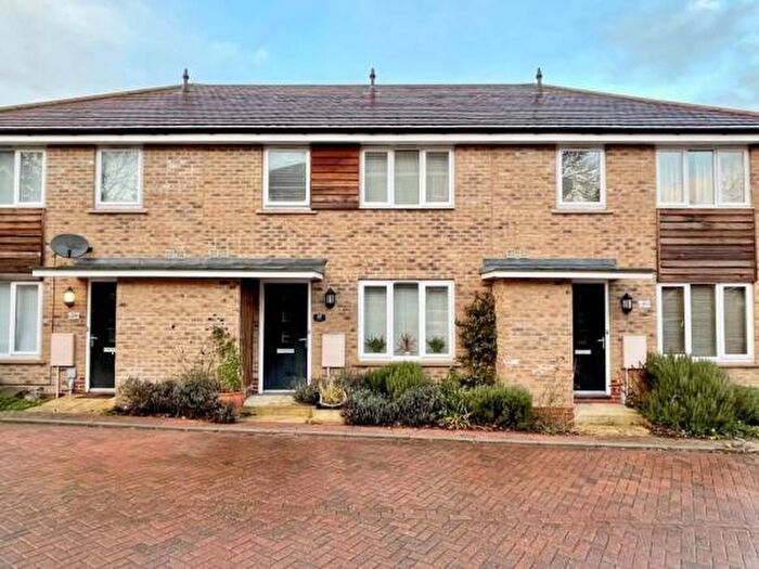 2 Bedroom House To Rent In Adams Drive, PE27