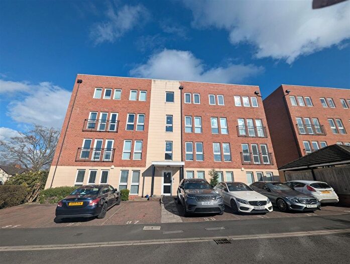 2 Bedroom Flat To Rent In Glaisdale Court, Darlington, DL3