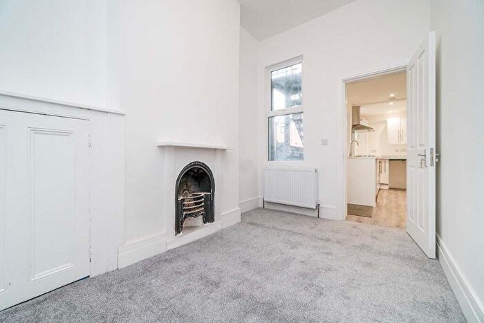 1 Bedroom Flat To Rent In Windmill Road, Croydon, CR0