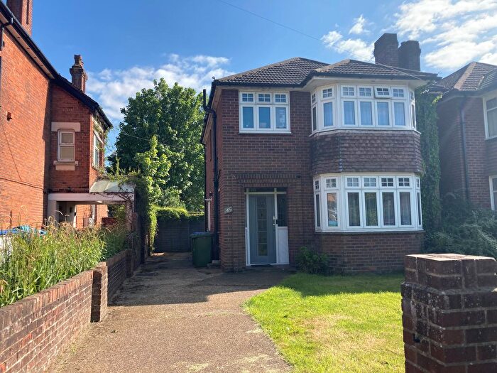 3 Bedroom Property To Rent In Howard Road, Southampton, SO15