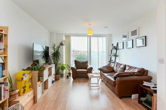 1 Bedroom Flat To Rent In Chamberlayne Road, London, NW10