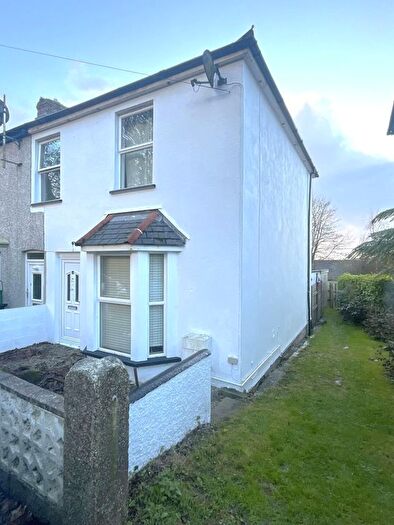 3 Bedroom Terraced House To Rent In Station Road, Helston, TR13