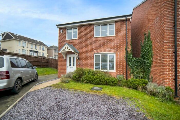 4 Bedroom Detached House To Rent In Spitfire Road, Rogerstone, Newport, NP10