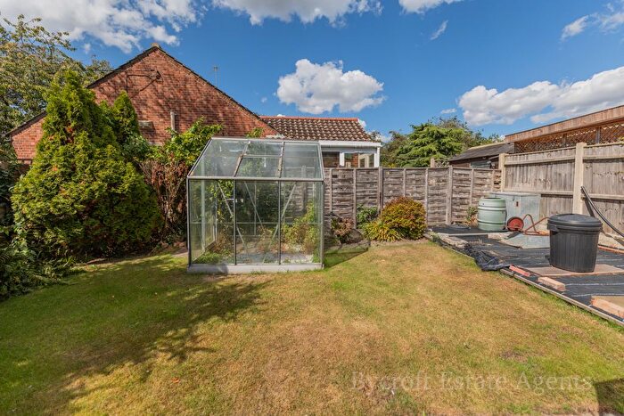 2 Bedroom Semi-Detached Bungalow For Sale In Long Road, Lowestoft, NR33