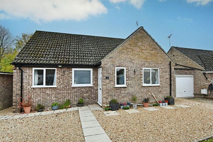 2 Bedroom Detached Bungalow For Sale In Lakeside, Fairford, GL7
