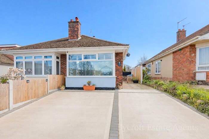 2 Bedroom Semi-Detached Bungalow For Sale In Shrublands Way, Gorleston, Great Yarmouth, NR31
