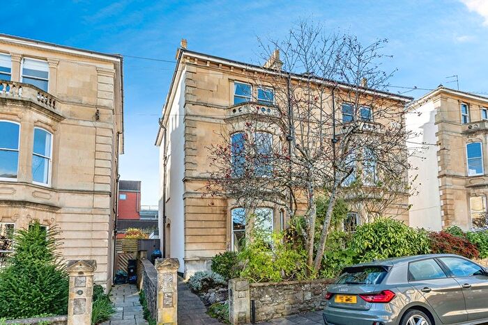 5 Bedroom Semi Detached House For Sale In East Shrubbery, Redland, Bristol, BS6