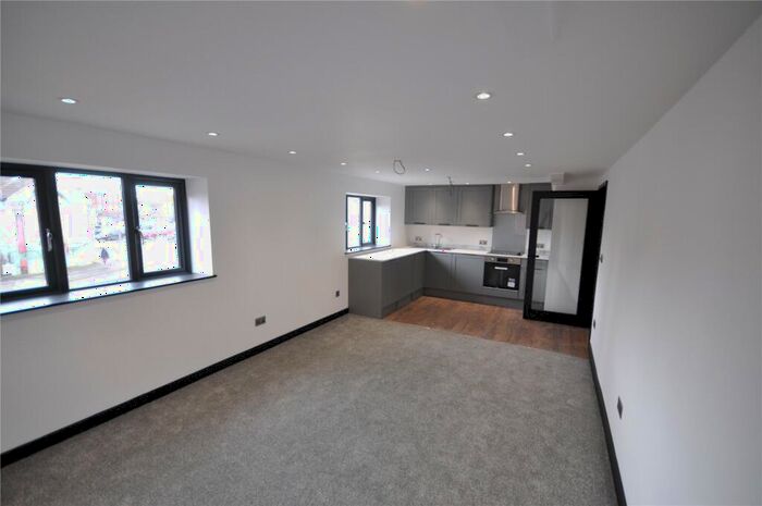 2 Bedroom Apartment To Rent In Regent Street, Swindon, Wiltshire, SN1