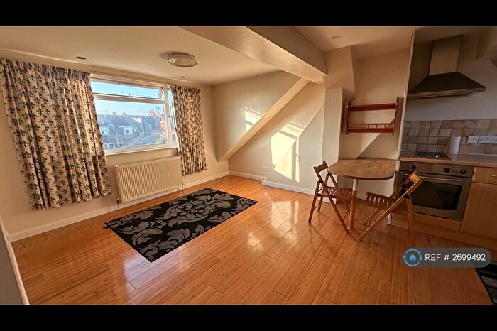 1 Bedroom Flat To Rent In London, London, NW2