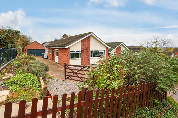 3 Bedroom Bungalow For Sale In High Street, Gravenhurst, Bedfordshire, MK45