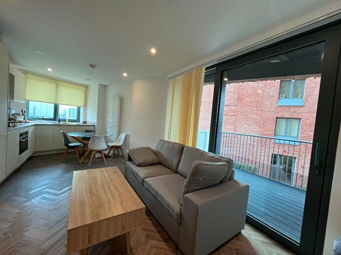 1 Bedroom Flat To Rent In Three Waters, River Apartments, Gillender Street, London, E3